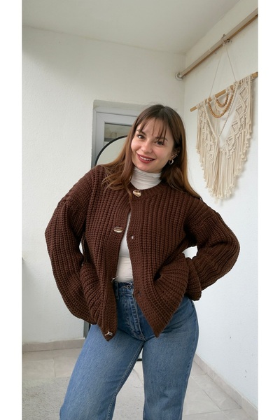 Butik Yuvia Gold Düğmeli Örgü Kahverengi Hırka