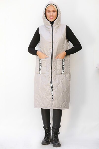 della moor Women's Gray Italian Quilted Hooded Oversize Puffer Long Vest