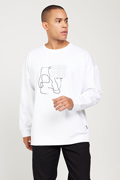 AC&Co / Altınyıldız Classics White Oversized Loose Fit Crew Neck Printed Comfortable Sweatshirt