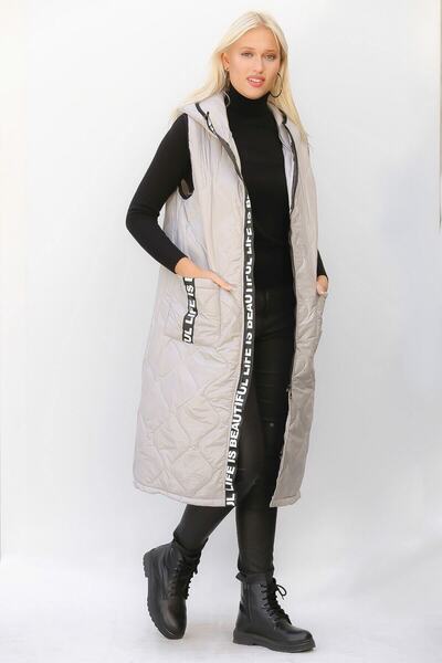 della moor Women's Gray Italian Quilted Hooded Oversize Puffer Long Vest