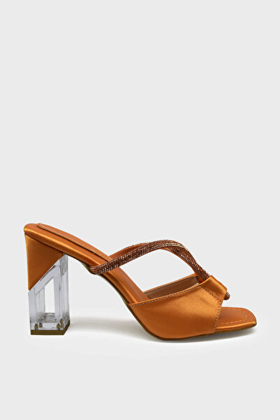kanuga صندل نسائي بكعب شفاف ومزين بحجر كعب عالي برتقالي من الساتان BB2022-48