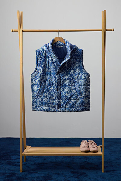 Touché Privé Quilted Hooded Vest