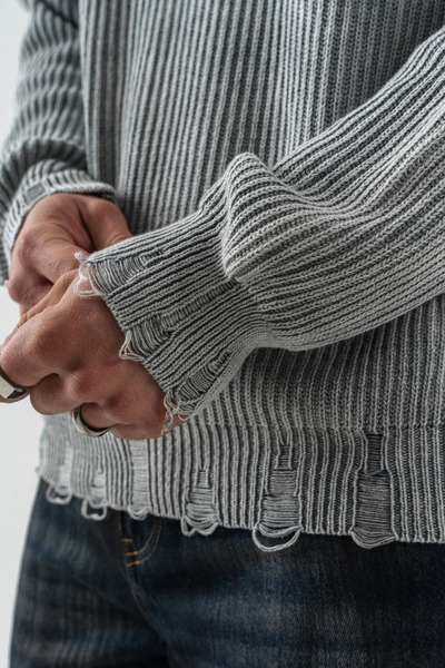 go gang own Πλεκτό πουλόβερ με λαιμόκοψη Dailytone