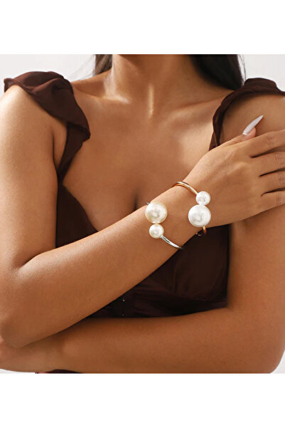 Ervalina İncili Kadın Kelepçe