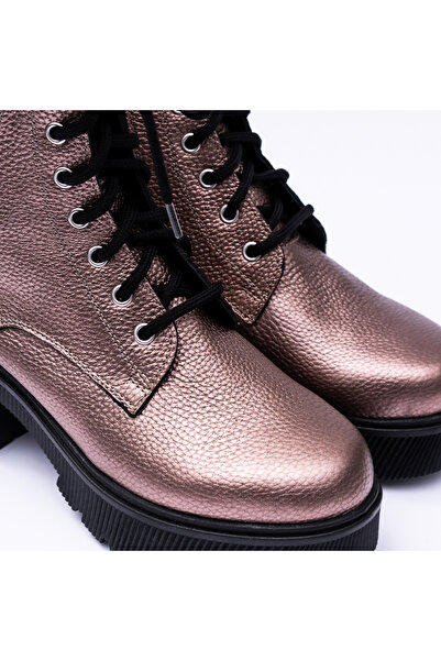 VAGAM Pink Buffalo Boots Made of Genuine Leather with High Soles