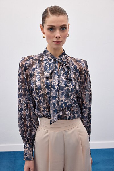 Sateen Scarf Detailed Blouse - Navy Blue