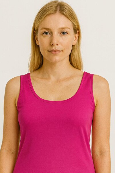 Jewia 432 Fuchia Round Neck Lycra Cotton Undershirt