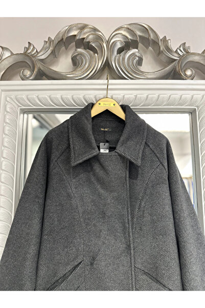 Invee Wool Coat - Black