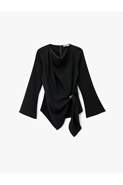Koton Μακρυμάνικη μπλούζα με ασύμμετρο κορδόνι με μεταλλικά αξεσουάρ με λαιμόκοψη