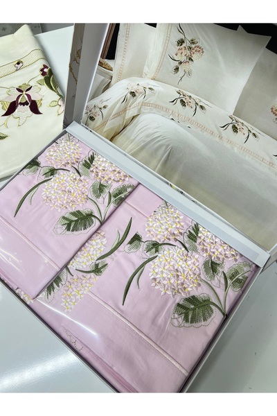 Karlla nakışlı 6 parçadan oluşan pamuk saten nevresim set