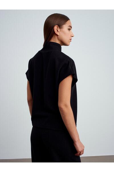 Dilvin 32148 Stand-Up Collar Sleeveless Top