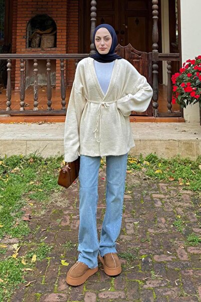 lamelif Knitted Cardigan with Tie Detail Cream