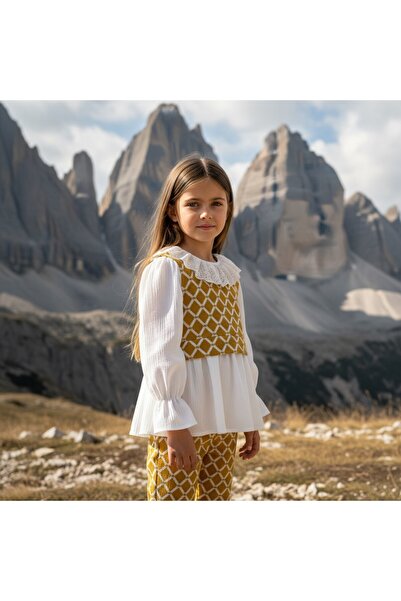 FESSHERA KİDS Girls' Stylish Lace Collar Long Sleeve Blouse and Patterned Pants Two-Piece Set / Special Occasion and Holiday Wear