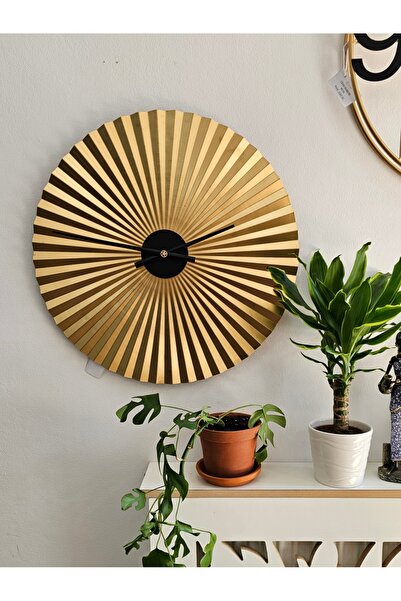 Casalina Gold wall clock, fan style, 60 cm