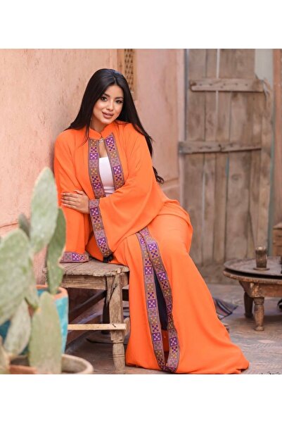 outline A reception jalabiya made of luxurious Egyptian cotton - One Size