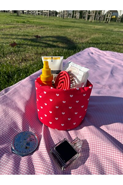 AXUM منظم عملي متعدد الأغراض بنمط قلب أحمر، منظم مكياج لسطح المكتب في الحمام