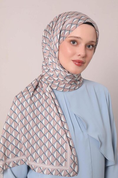 Levidor Latte Triangle Pattern Club Shawl