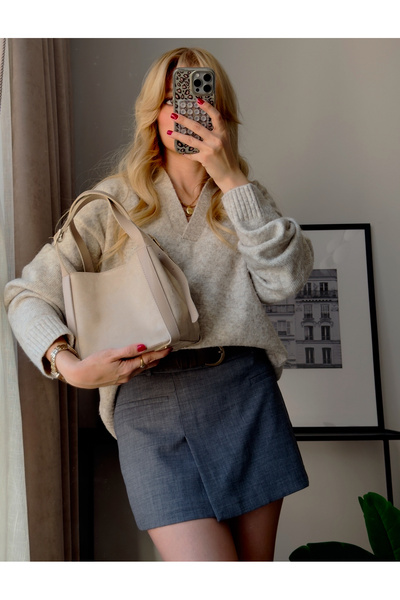 mèche atelier since 2024 Women's Suede Hand and Shoulder Bag Cream