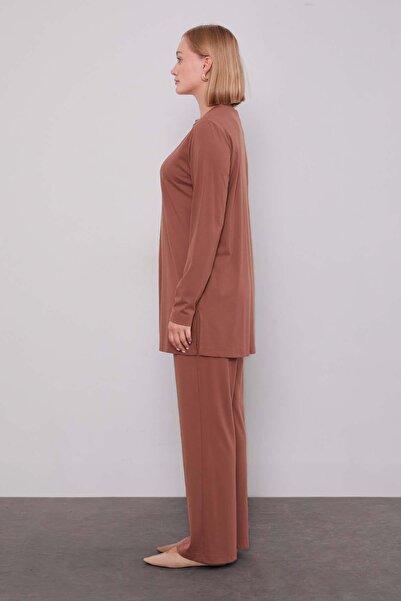 Levidor Stone Double Set with Coffee Edge Pattern Detail