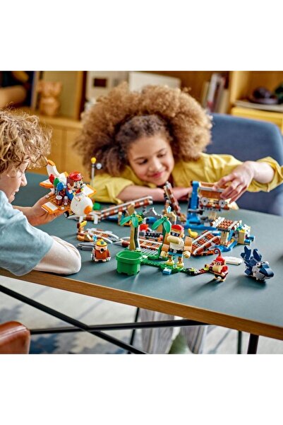 LEGO ® Super Mario - Expansion Set - Diddy Kong's Minecart Ride, 1157 pieces