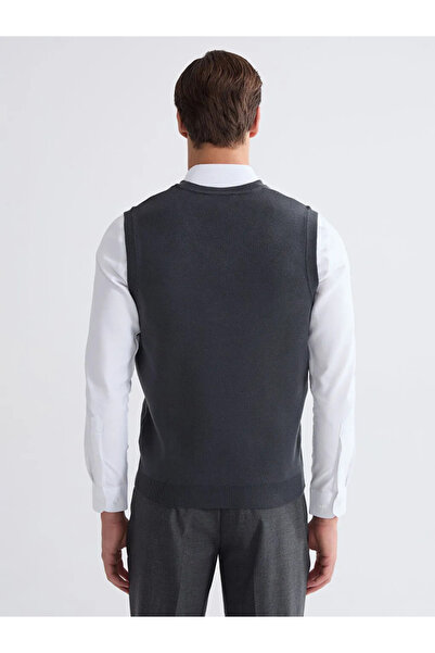 LC Waikiki Чоловічий трикотажний светр з V-подібною горловиною стандартної форми