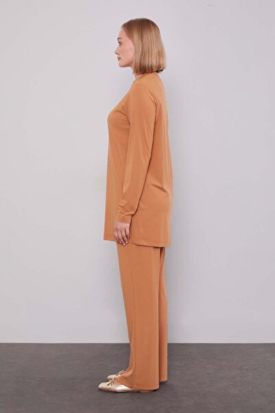 Levidor Camel Edge Pattern Detailed Stone Double Set