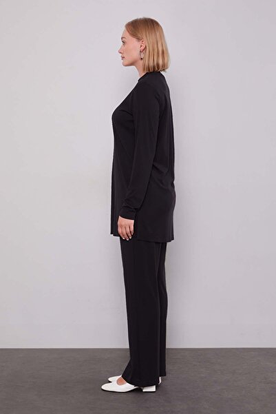 Levidor Black Edge Pattern Detailed Stone Double Set