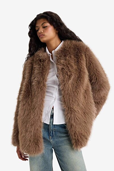 DeFacto Regular Fit Faux Fur F5564Ax25Wn