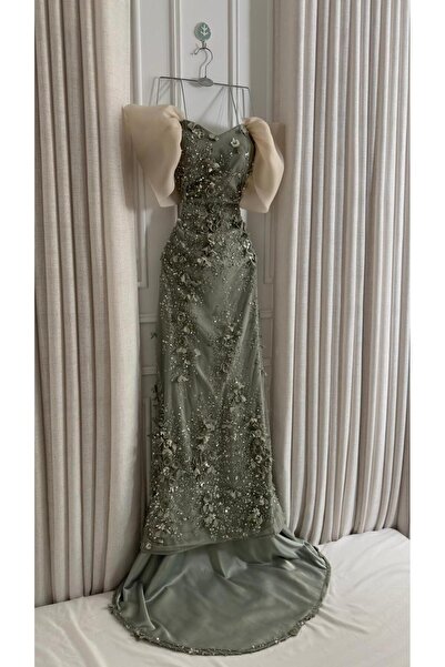 FAKHM AL SAWAR A luxurious wedding dress