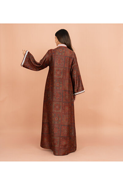 IKKXA Mandarin Colar White Embroidery Winter Straight Cut Jalabiya