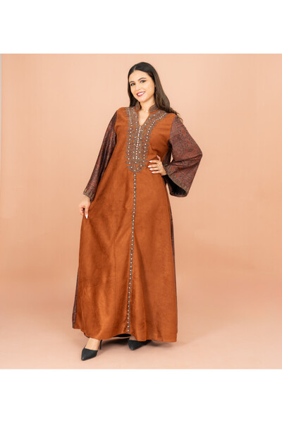 IKKXA جلابية فاخرة من الماندرين مطرزة بالخرز بأكمام منقوشة