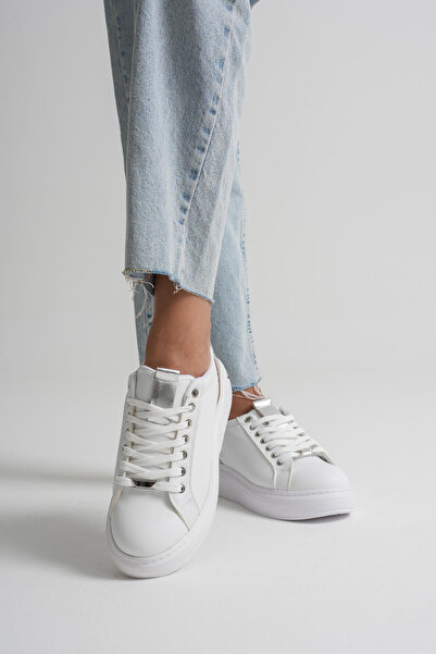 Abacca Vega silver detailed white women's sports shoes