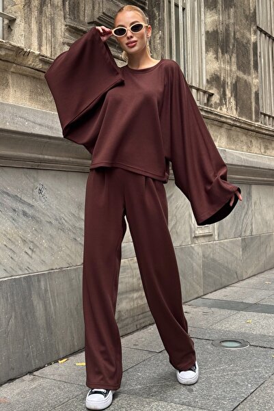 VAGGON Oversized Double Set with Wide Sleeve Detail