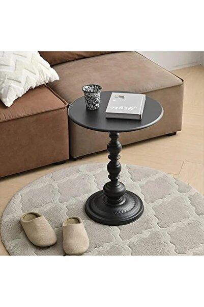 NZONE STORE Classic side table in elegant black color