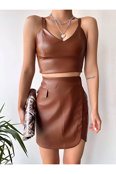 Zerenyus Leather Skirt with Pocket Detail and Oval Cover, Brown