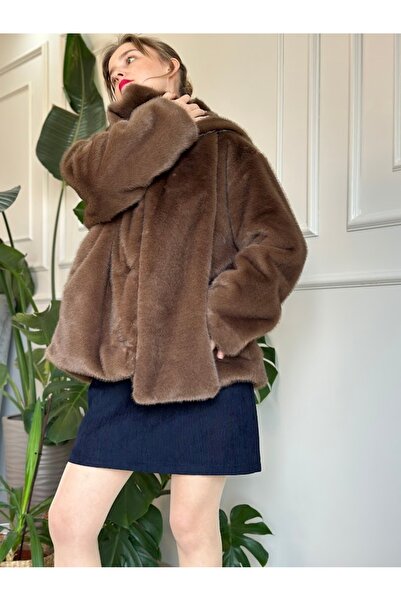 LUUN Kahverengi Renk Atkılı Suni Kürk