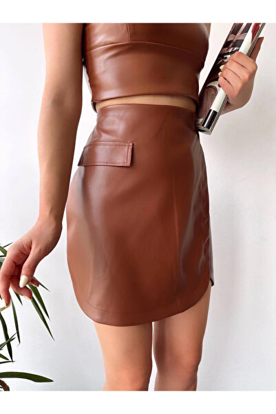 Zerenyus Leather Skirt with Pocket Detail and Oval Cover, Brown