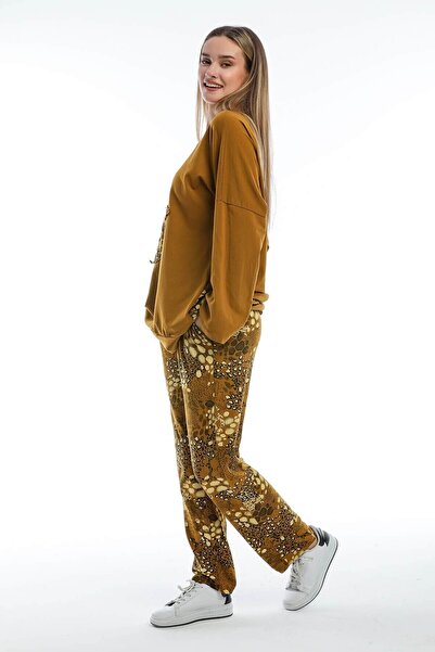 della moor Women's Mustard Italian Leopard Pattern Low Sleeve Loose Pajama Set