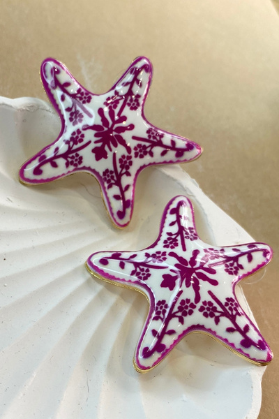 Qualia Butik أقراط نسائية مطلية بالسيراميك على شكل نجمة