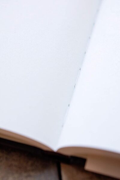 Strathmore دفتر رسم مقوى متعدد الوسائط من سلسلة 500، 5.5 × 8.5 بوصة، أبيض، 32...