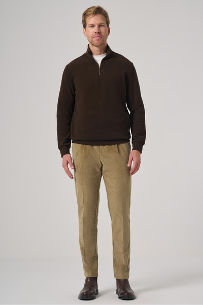 Morven Men's Brown Zippered Bato Collar Dynamic Fit Sweatshirt