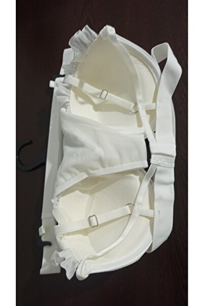 MADAMNİZ Padded underwire bra set with tulle detailing.