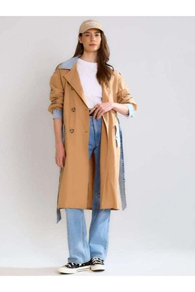 Robin 87077 Jean Λεπτομερής μακριά καμπαρντίνα με λεπτομέρειες καραμέλας