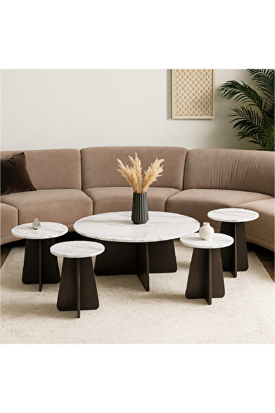 Almonfared table set