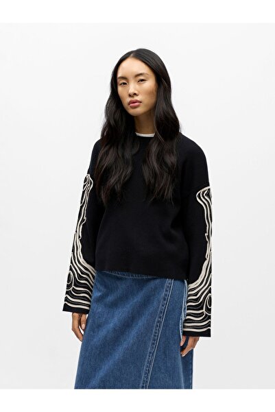 Object Pullover Bestickter