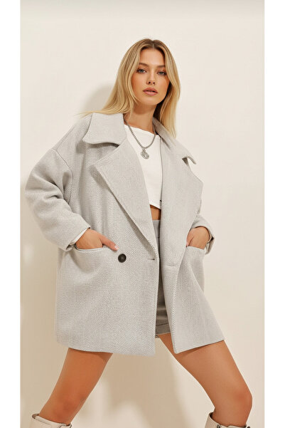 trendlina Women's Gray Double-Breasted Collar Fish Scale Patterned Buttoned Cashmere Pocket Coat