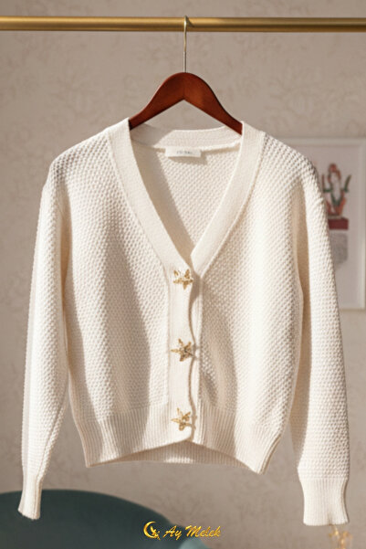 AYMELEK Women's Knitwear Cardigan Soft V-Neck Star Button Short Cardigan