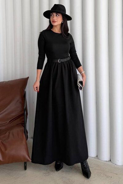 VAGGON Crew Neck Pleated Belted Maxi Dress