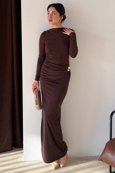 VAGGON Drawstring Maxi Dress with Accessory Detail