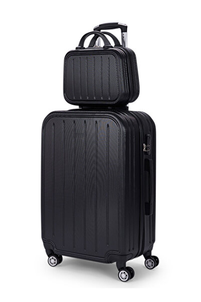 LİMRA A travel bag set consisting of 4 luggage bags in various sizes, made of strong and lightweight materials.